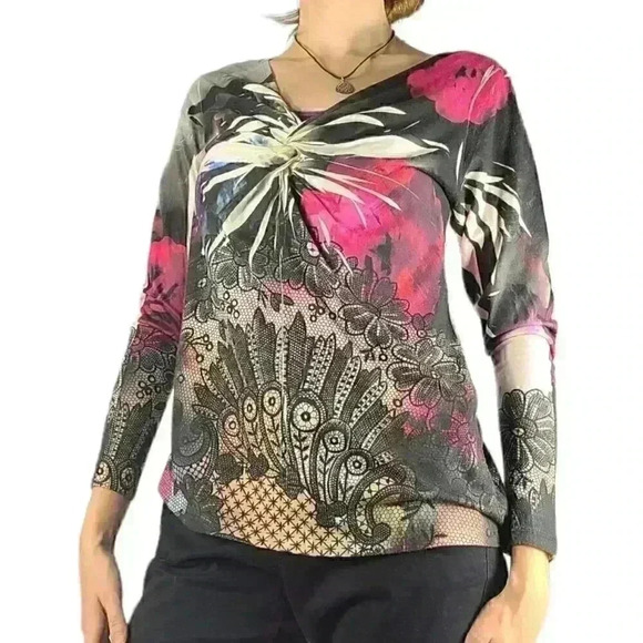 Christopher & Banks Punk Y2k Long Sleeve V-Neck Top - Picture 2 of 4